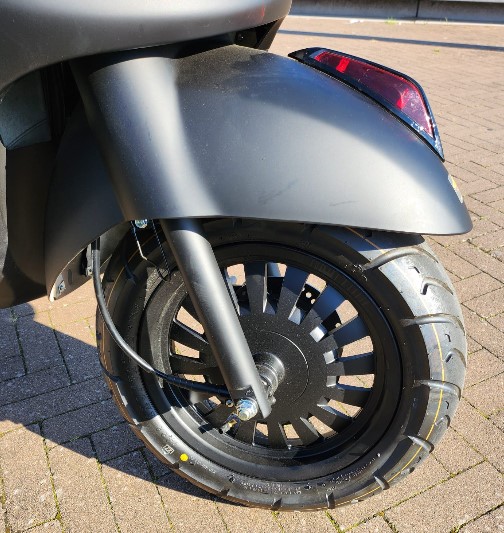Snorscooter Nipponia Biq 25km mat zwart 4t - Afbeelding 5